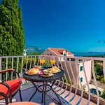 Villa Hedera Estate Hedera Xix *