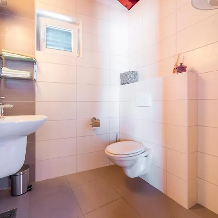 Vila Hedera Estate Hedera Xix *