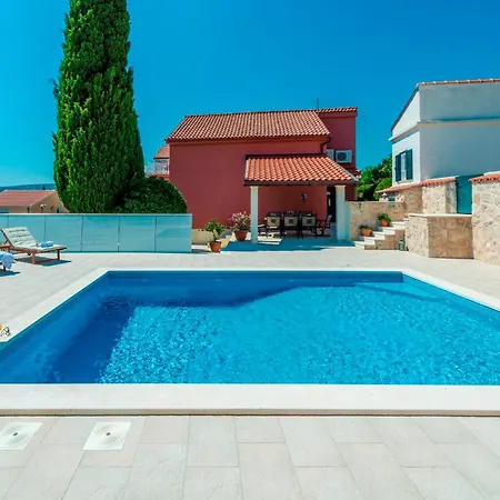 Villa Hedera Estate Hedera Xix Mlini