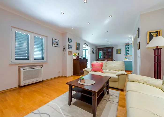 Hedera Estate Hedera Xix Villa *